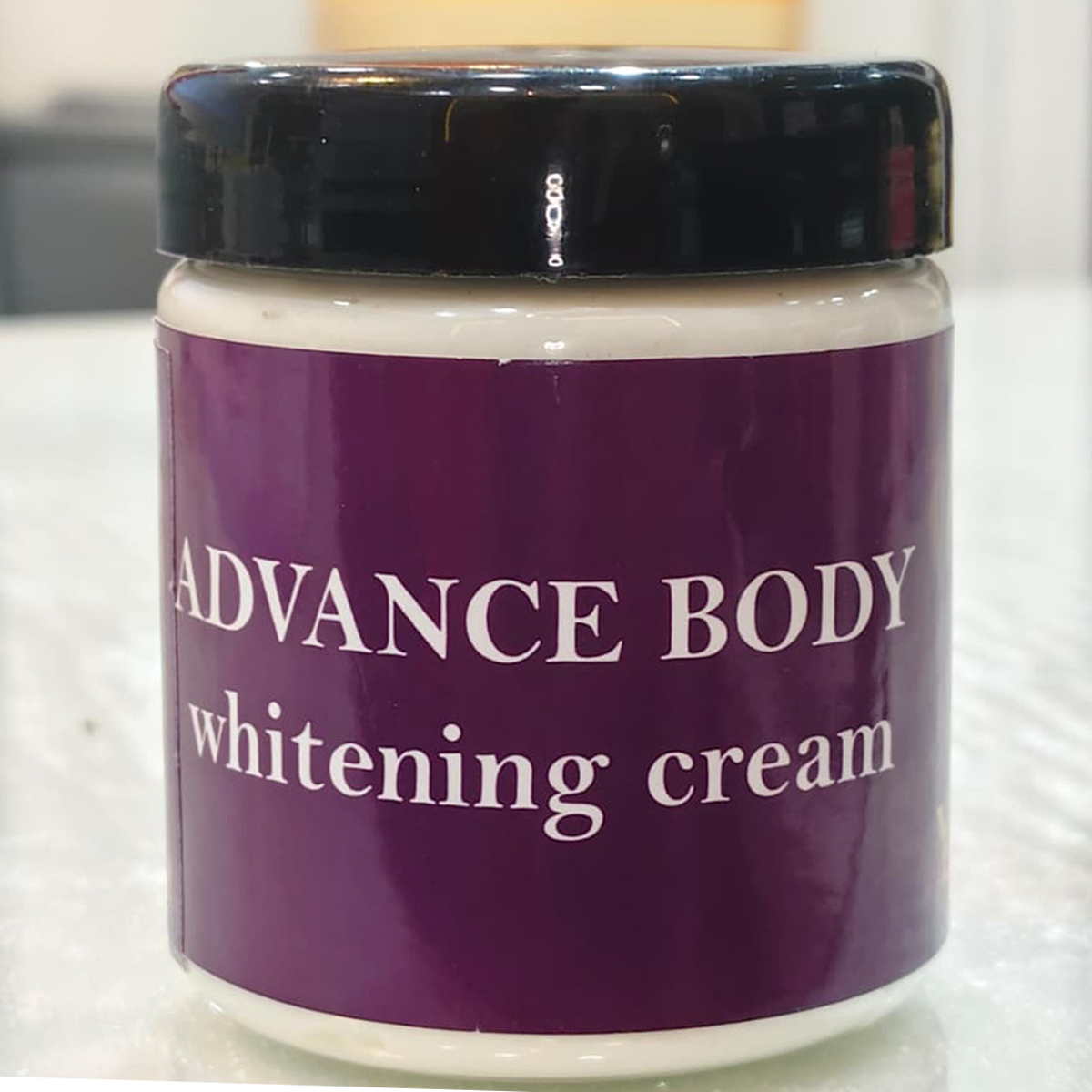 Body Whitening Night Cream 100 gm - Image 4